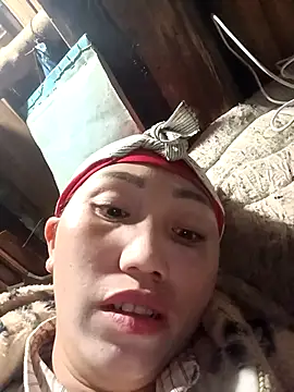 hot-luna- online show from February 2026 12:03:01 PM