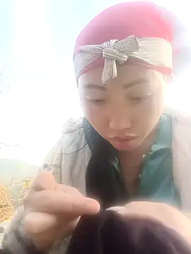 hot-luna- online show from February 2026 12:33:02 AM