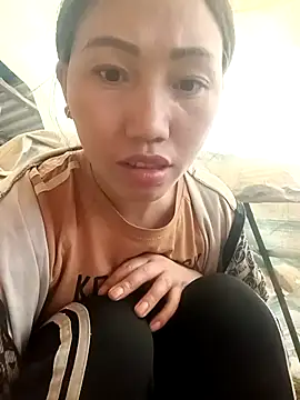 hot-luna- online show from February 2026 01:05:02 AM