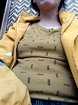 hot-luna- online show from March 2026 09:06:01 AM