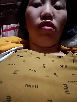 hot-luna- online show from March 2026 10:11:02 PM