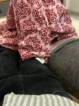 Indian-gentleman teen online show from May 2026 04:22:02 PM