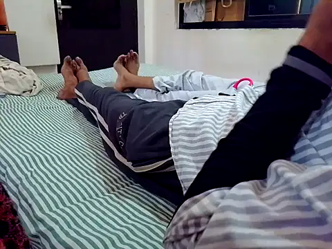 Indian-gentleman teen online show from July 2026 12:02:01 PM