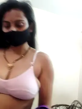 Snapshot of simran_sharma01 chatting on February 2026 06:03:02 AM simran sharma01 online show from February 2026 06:03:02 AM