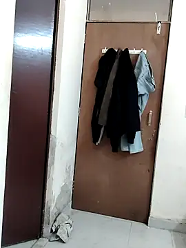 Snapshot of simran_sharma01 chatting on February 2026 06:24:01 AM simran sharma01 online show from February 2026 06:24:01 AM