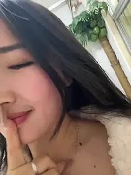 Snapshot of mimi-love13 chatting on February 2026 02:50:01 PM mimi-love13 online show from February 2026 02:50:01 PM