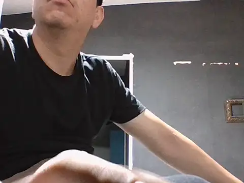 Yankoloco92 online show from June 2026 06:41:02 AM