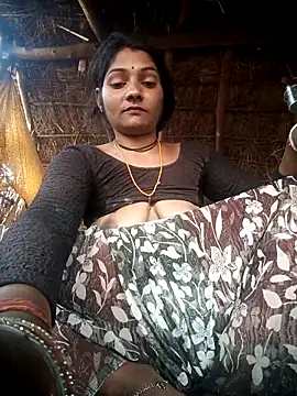 Snapshot of Hotty_raghni chatting on March 2026 03:18:02 AM Hotty raghni online show from March 2026 03:18:02 AM