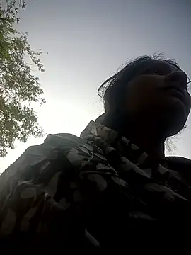 Snapshot of Hotty_raghni chatting on February 2026 02:45:01 AM Hotty raghni online show from February 2026 02:45:01 AM