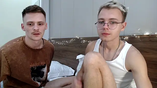 NikiKerryCum online show from February 2026 12:48:02 PM