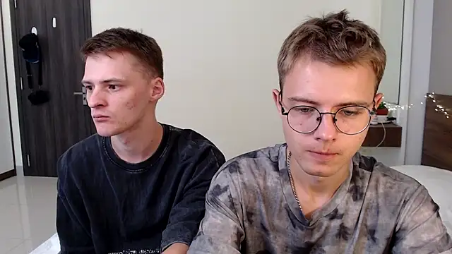 NikiKerryCum online show from April 2026 09:44:02 AM