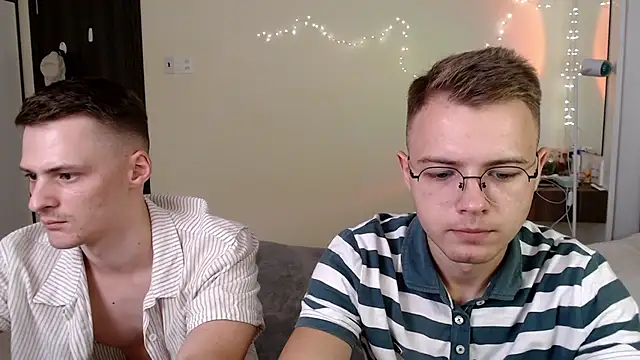 NikiKerryCum online show from August 2026 01:09:01 PM