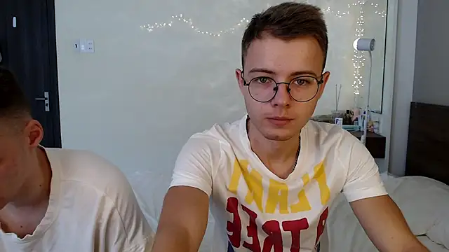 NikiKerryCum online show from June 2026 02:42:01 AM