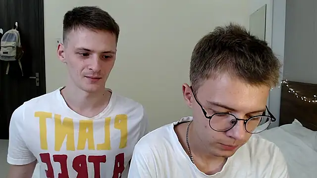 NikiKerryCum online show from April 2026 01:18:01 PM