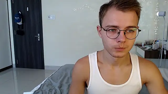 NikiKerryCum online show from June 2026 02:28:01 AM