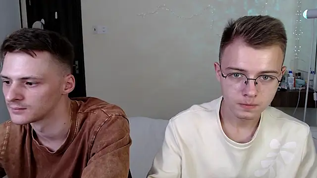 NikiKerryCum online show from July 2026 12:01:01 PM