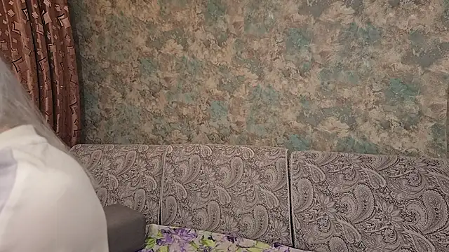 Yunakiss online show from February 2026 07:35:01 PM