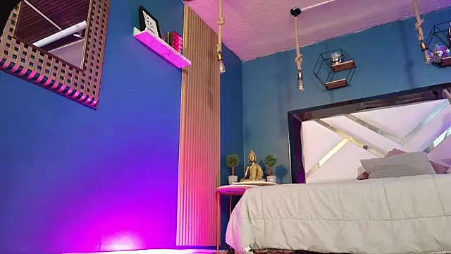 Ladyy brownn online show from April 2026 11:39:02 AM