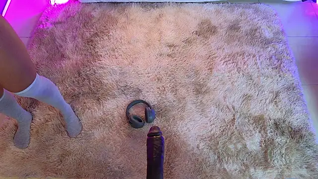 Ladyy brownn online show from March 2026 11:44:02 AM