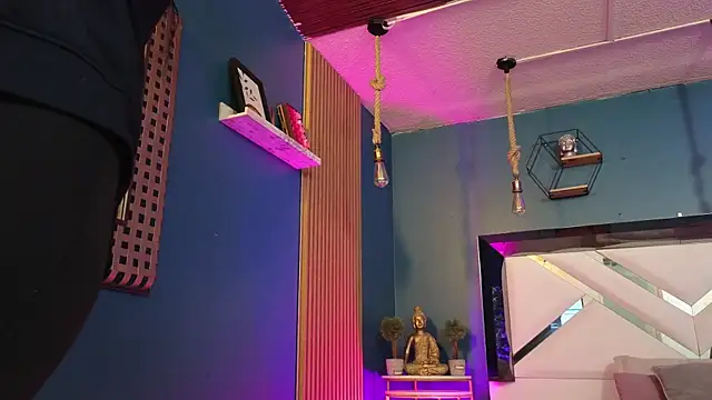 Ladyy brownn online show from April 2026 11:59:02 AM