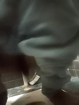 Snapshot of telugucoupless143 chatting on April 2026 04:41:01 AM telugucoupless143 online show from April 2026 04:41:01 AM