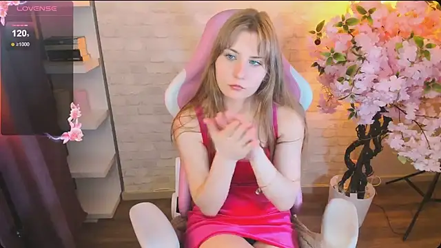 Caroline Desire  online show from May 2026 08:24:01 AM