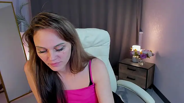 Snapshot of agatha_roose chatting on February 2026 04:10:02 AM agatha roose online show from February 2026 04:10:02 AM