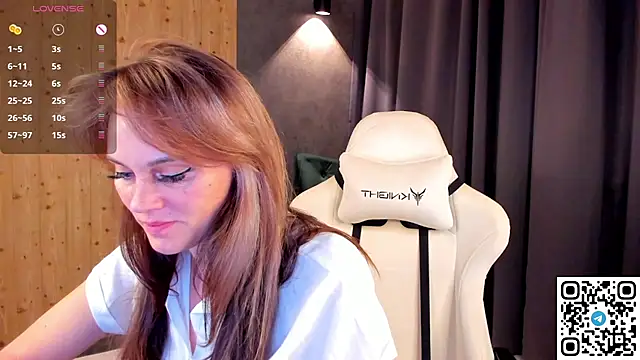 agatha roose online show from March 2026 04:12:02 AM