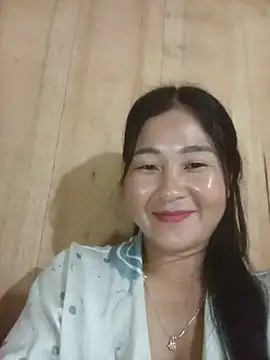 Snapshot of Dunk-namic chatting on June 2026 01:33:02 AM Dunk-namic online show from June 2026 01:33:02 AM
