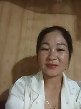 Snapshot of Dunk-namic chatting on July 2026 11:34:02 PM Dunk-namic online show from July 2026 11:34:02 PM