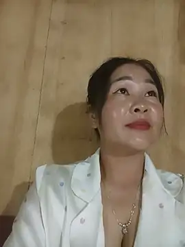 Snapshot of Dunk-namic chatting on July 2026 09:28:02 AM Dunk-namic online show from July 2026 09:28:02 AM