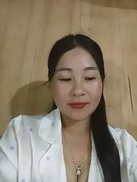 Snapshot of Dunk-namic chatting on June 2026 04:13:01 PM Dunk-namic online show from June 2026 04:13:01 PM