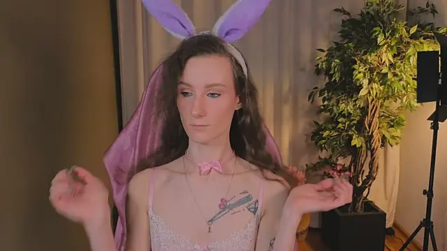 AriaLiko online show from April 2026 08:37:02 PM