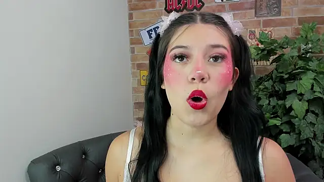 foxy vera online show from May 2026 11:02:01 AM