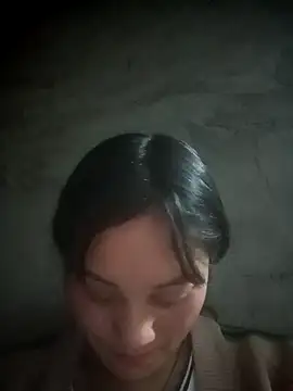 Snapshot of Momo-biki chatting on February 2026 12:21:01 PM Momo-biki online show from February 2026 12:21:01 PM