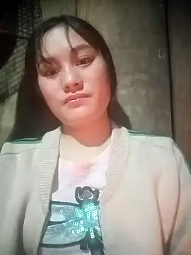 Snapshot of Momo-biki chatting on February 2026 02:06:02 PM Momo-biki online show from February 2026 02:06:02 PM