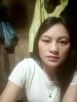 Momo-biki online show from April 2026 08:59:02 PM
