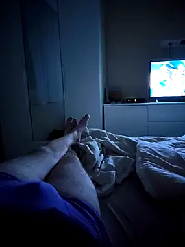 latya111 online show from February 2026 08:37:01 PM