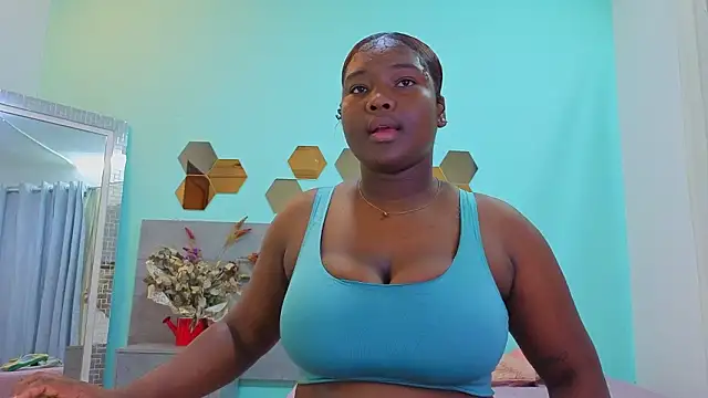 DanielaGil7 online show from March 2026 12:34:01 PM