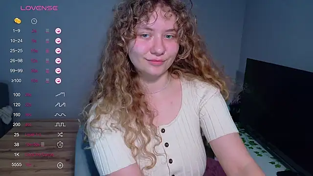 Milounee online show from June 2026 10:53:02 PM