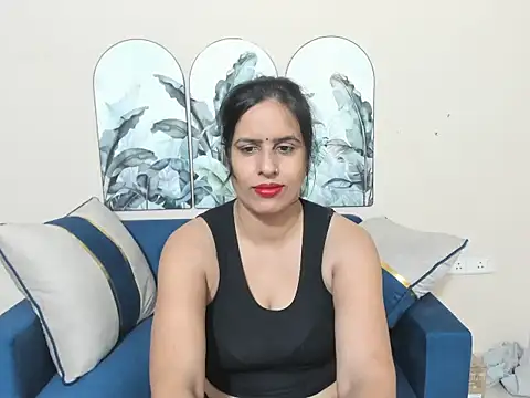 sara conorr online show from May 2026 03:48:01 AM