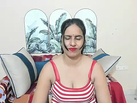 sara conorr online show from May 2026 03:47:02 AM