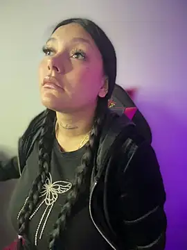 Miia  Taylor online show from February 2026 02:18:02 AM