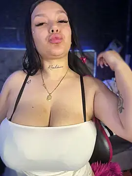 Miia  Taylor online show from May 2026 03:17:02 AM
