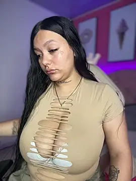 Miia  Taylor online show from March 2026 02:38:02 AM