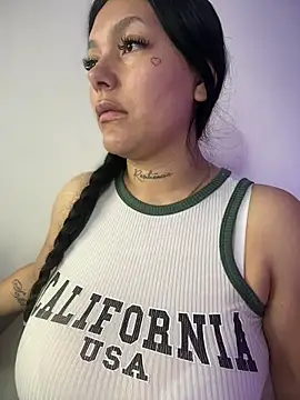 Miia  Taylor online show from March 2026 04:30:01 AM