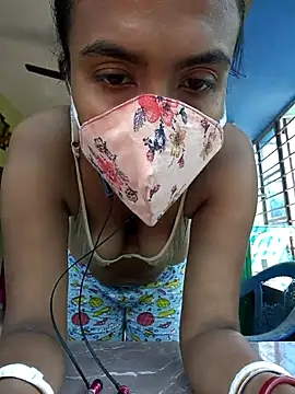 Mahira06 online show from April 2026 04:36:02 AM