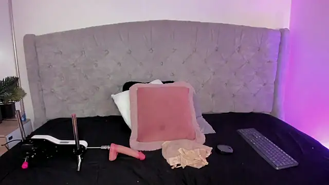 BianncaDiaz online show from March 2026 01:11:01 PM