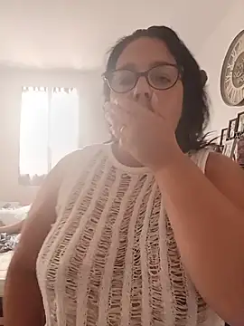 pulpeuse64 online show from June 2026 08:47:02 AM