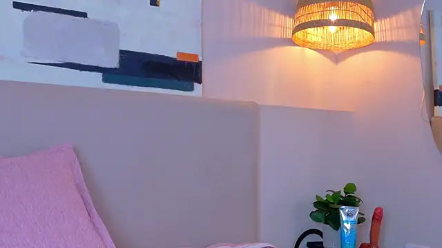 AngelIinHell online show from February 2026 11:33:01 AM